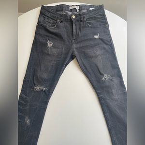 Zara Dark charcoal color denim jeans SZ 31 -great condition